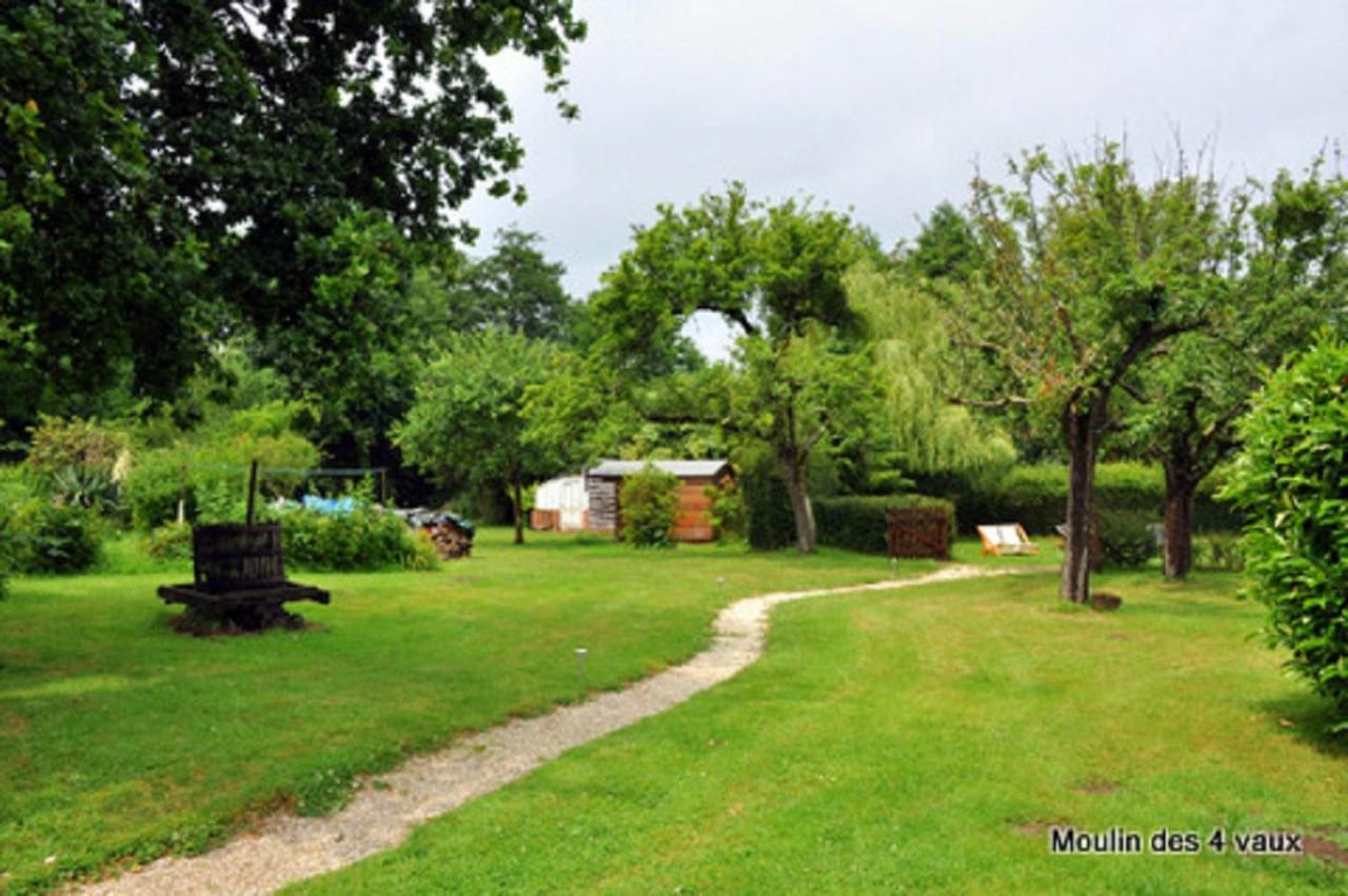 Gite Le Moulin Des 4 Vaux Saint-Étienne-la-Thillaye Εξωτερικό φωτογραφία